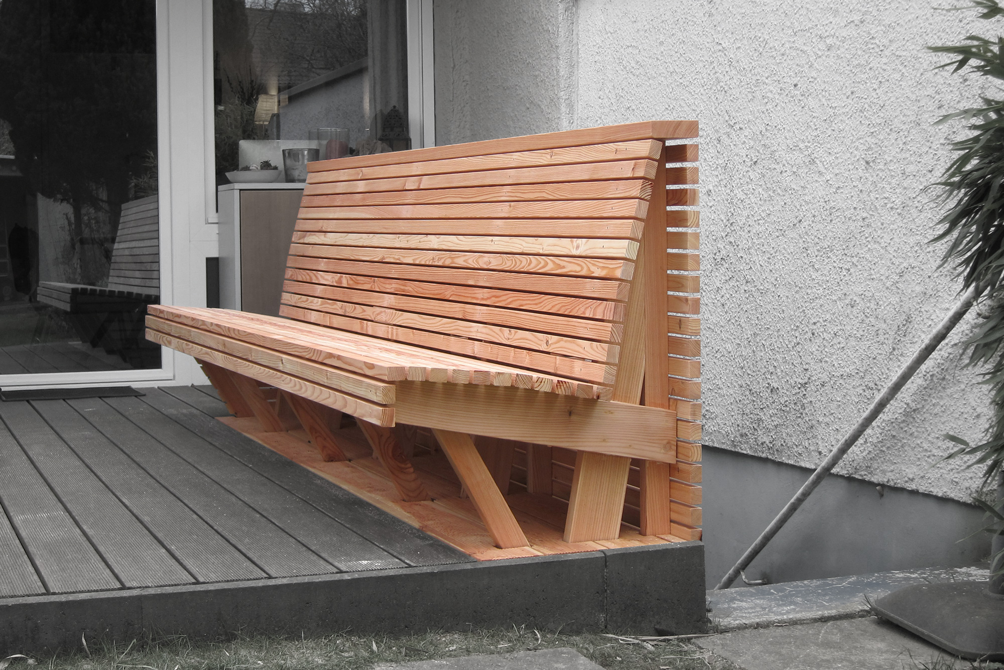 Sitzbank und Geländer - Lärche - Atelier Ralf Erben - Bauwerke aus Holz